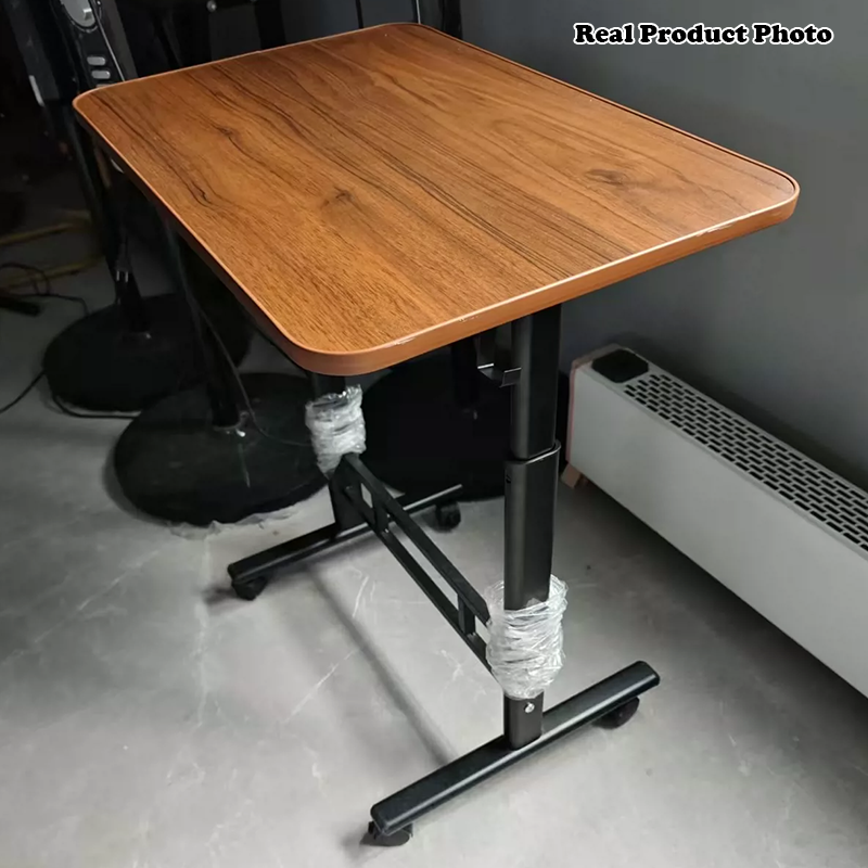 Höhenverstellbarer Beistelltisch mit Rollen