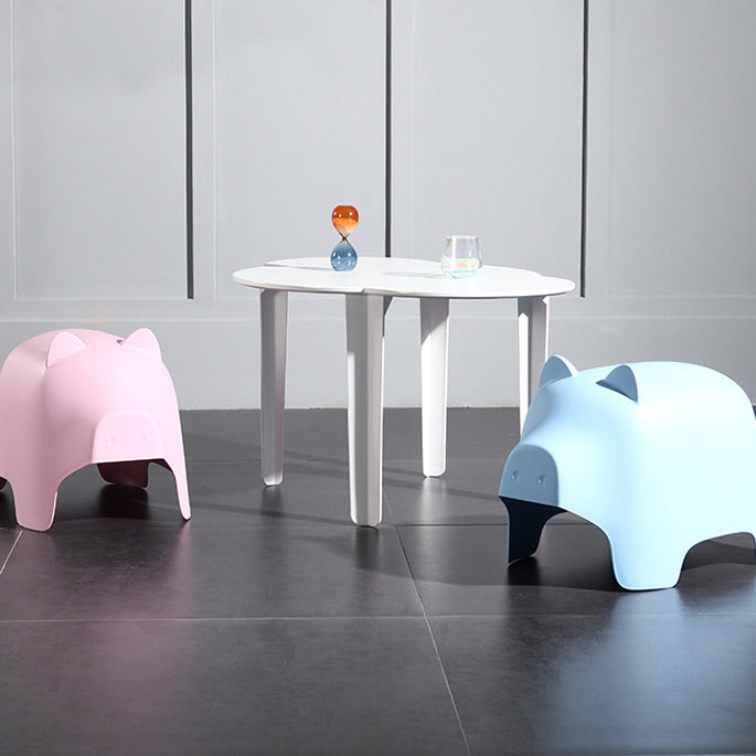 Kindertisch in Wolkenform