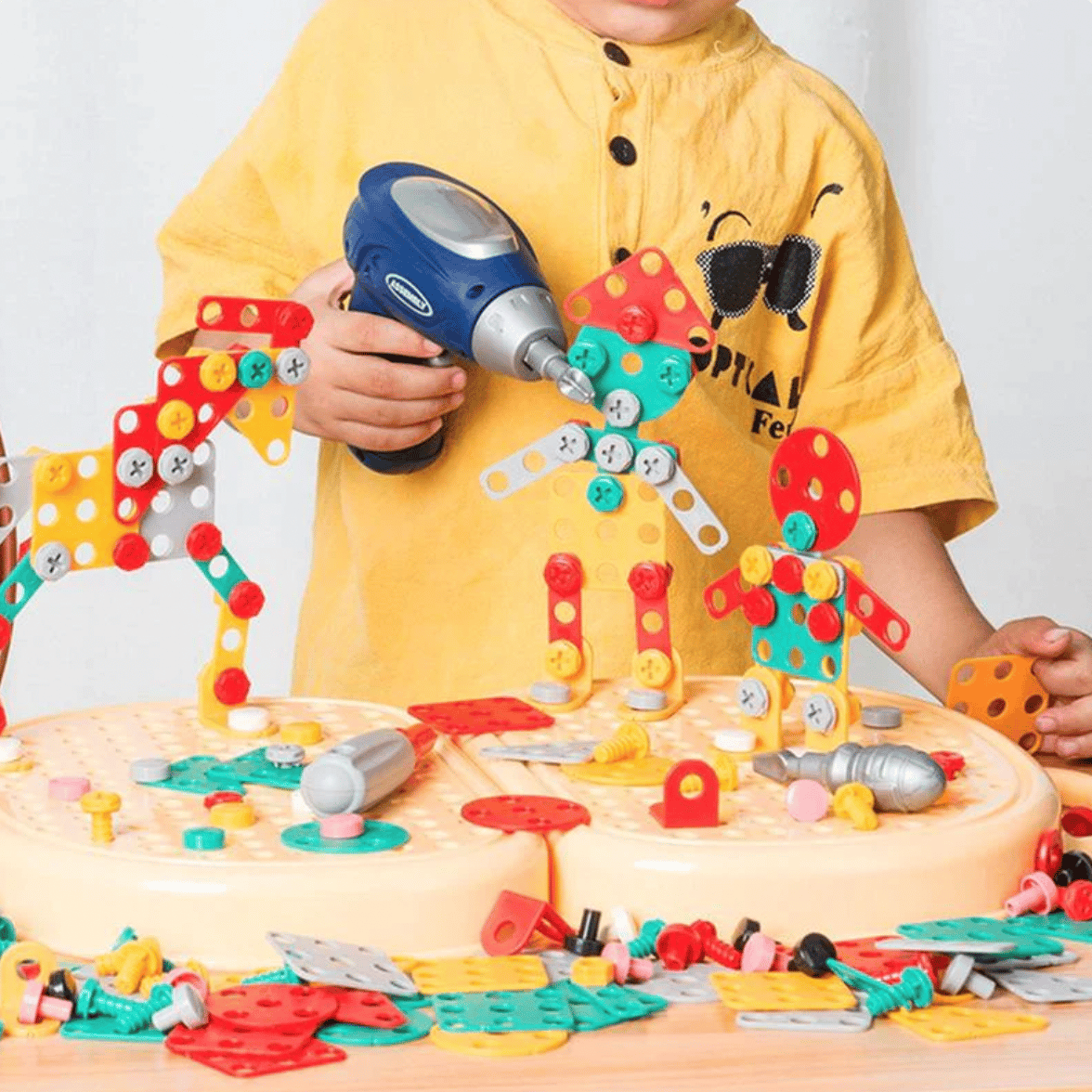 Montessori Werkzeugset für Kinder | Kreatives Bauspielzeug BuildMaster Jr