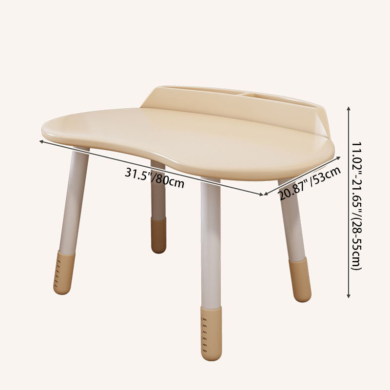 Ovaler Kindertisch aus Holz mit Silikonkante