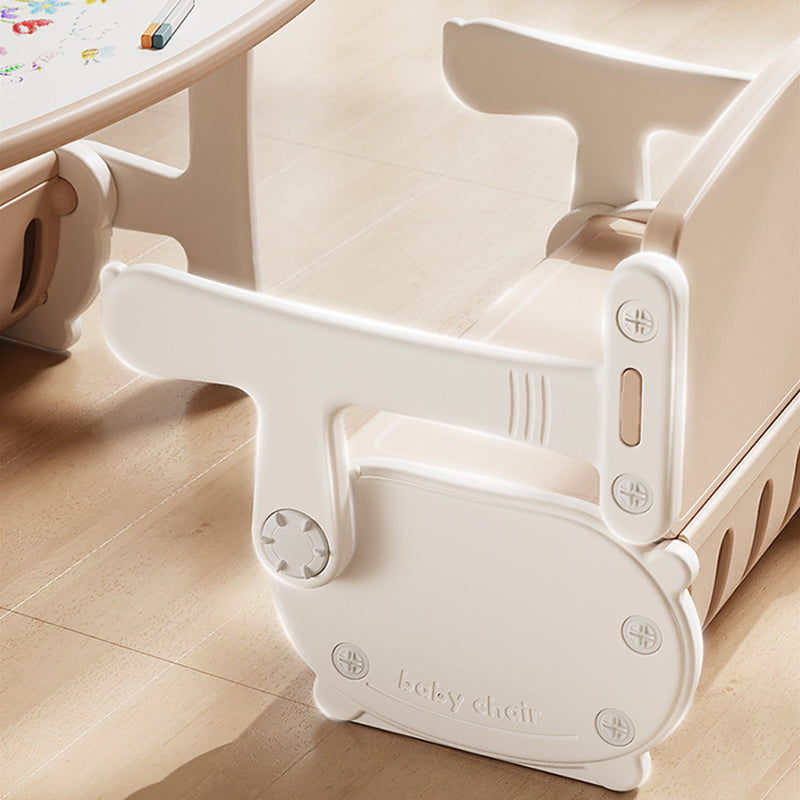 Kindertisch mit integrierter Aufbewahrungsbox