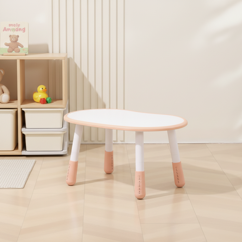 Ovaler Kindertisch in Blau oder Rosa