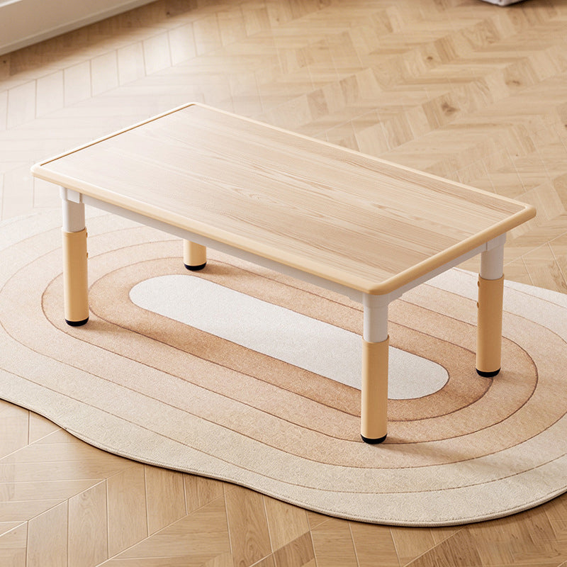 Großer Kindertisch
