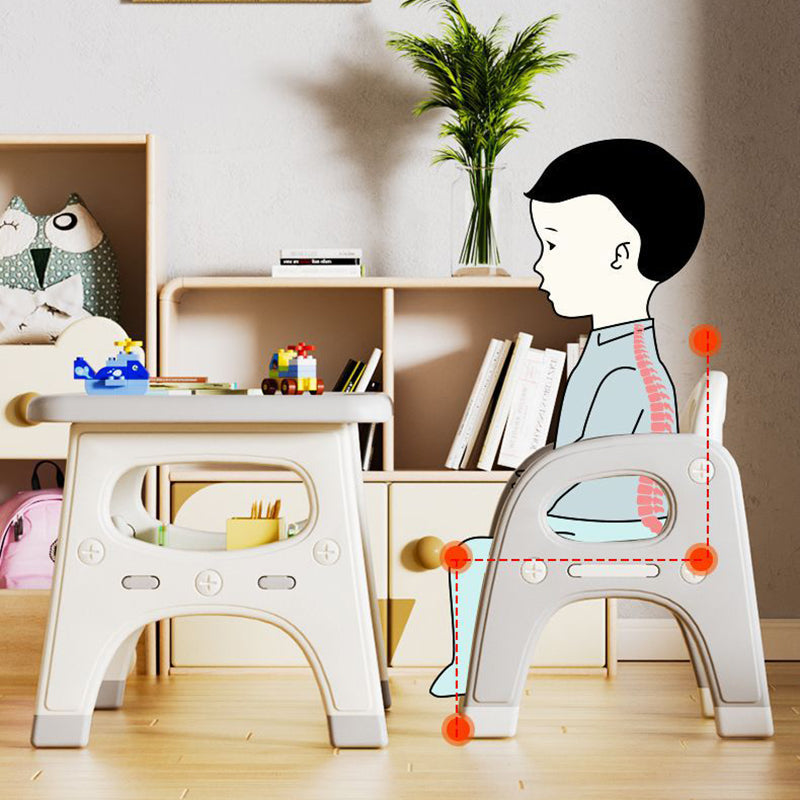 Kindertisch mit Stuhl und Ablagefach
