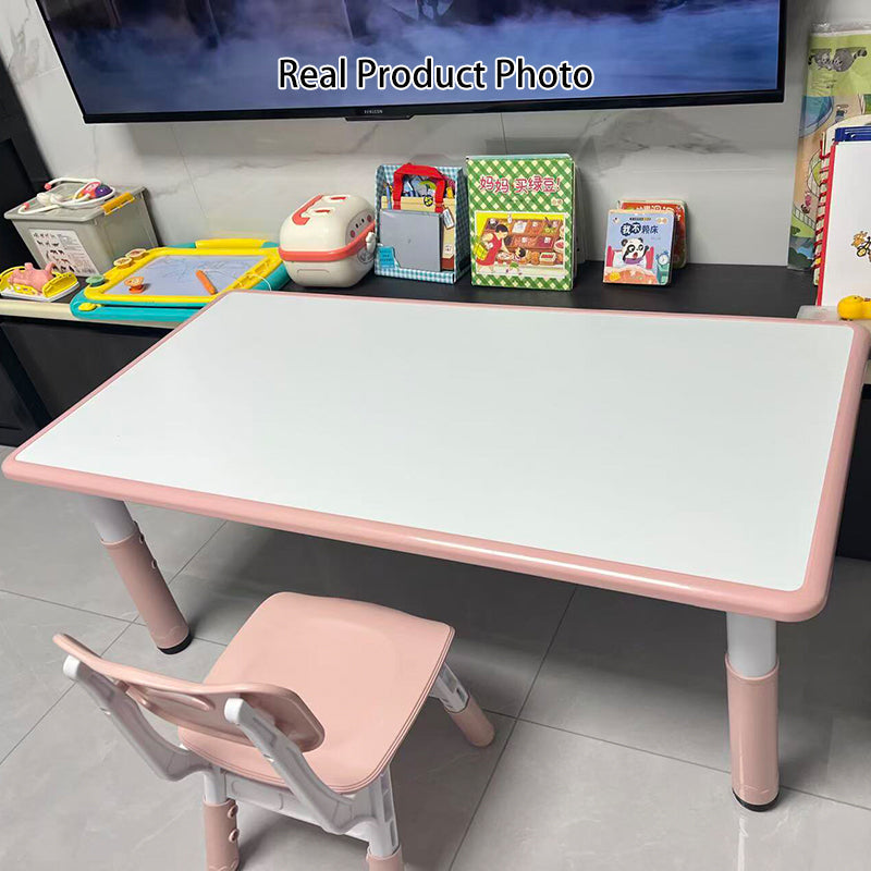 Großer Kindertisch